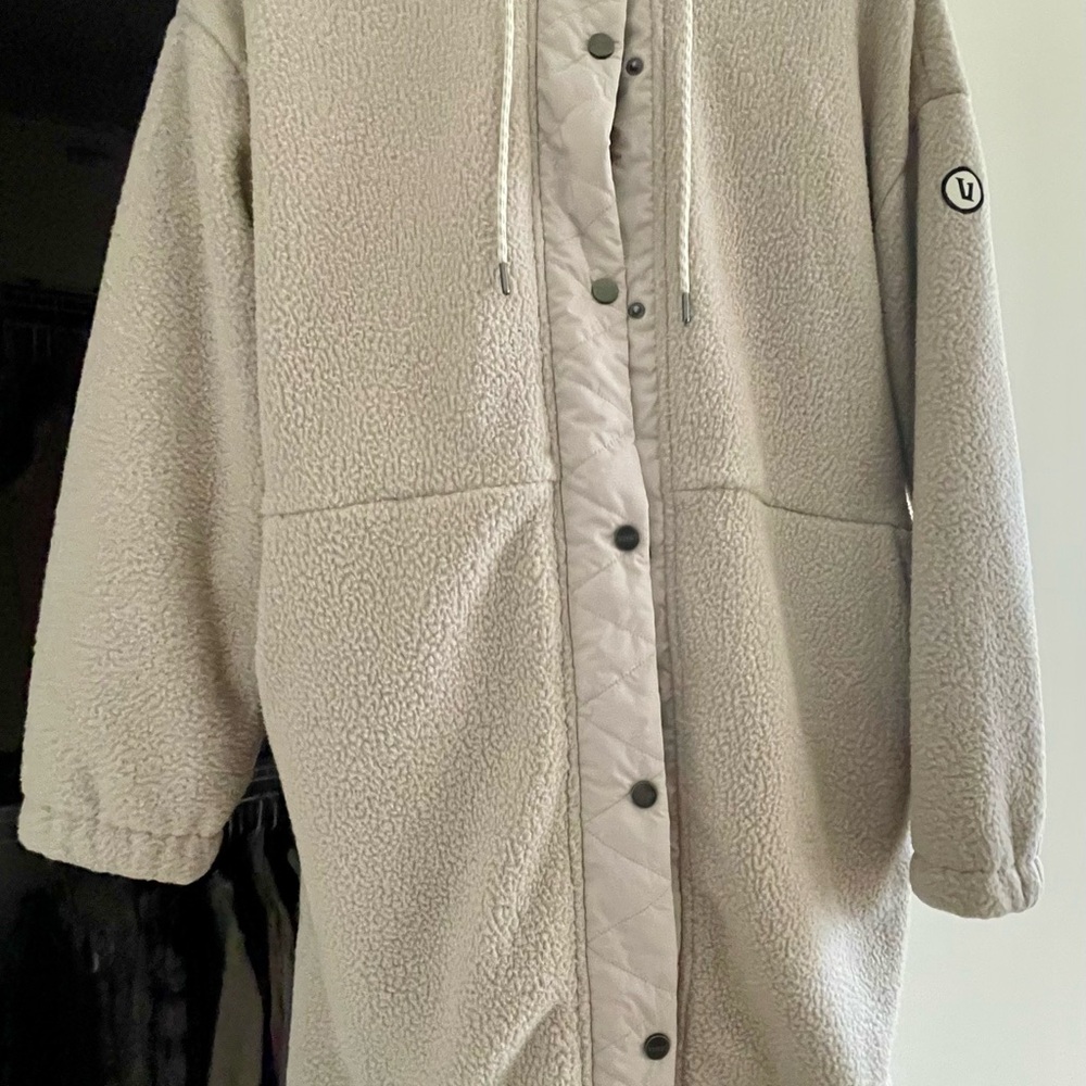 Vuori Sherpa Fleece Quilt Lined Coat